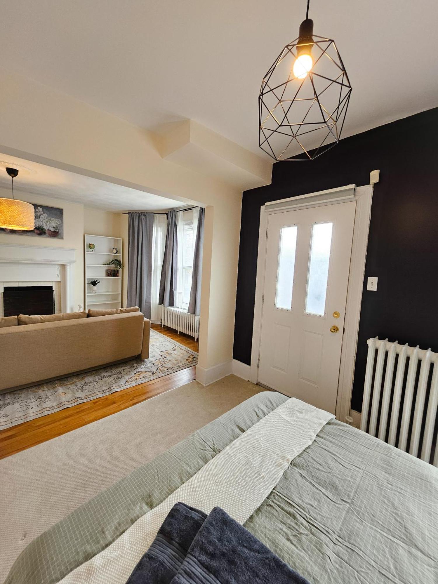 Ottawa Downtown Cozy Guesthouse Екстериор снимка