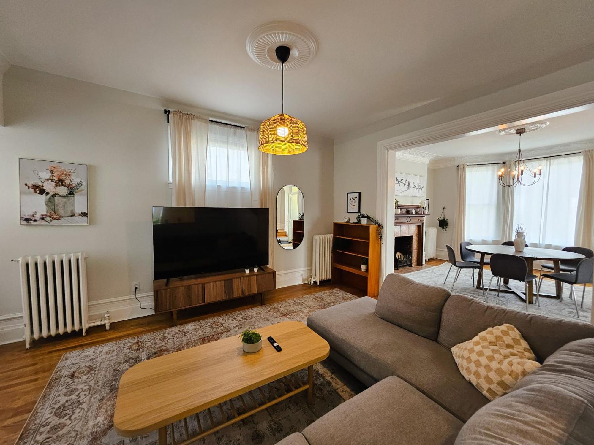 Ottawa Downtown Cozy Guesthouse Екстериор снимка