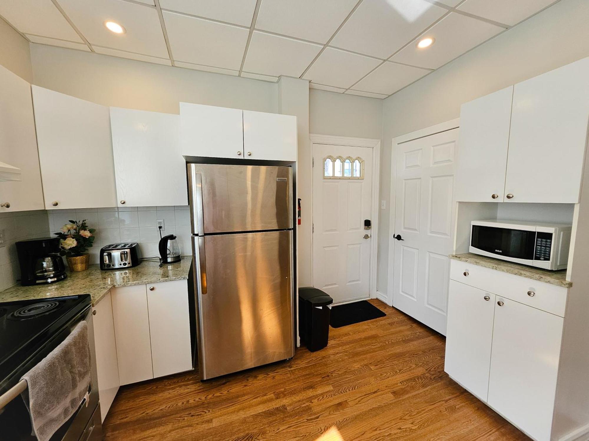 Ottawa Downtown Cozy Guesthouse Екстериор снимка